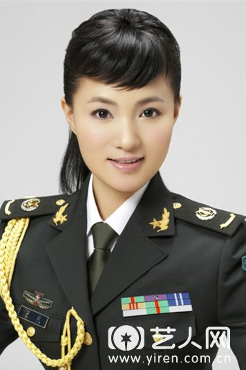 雷佳
